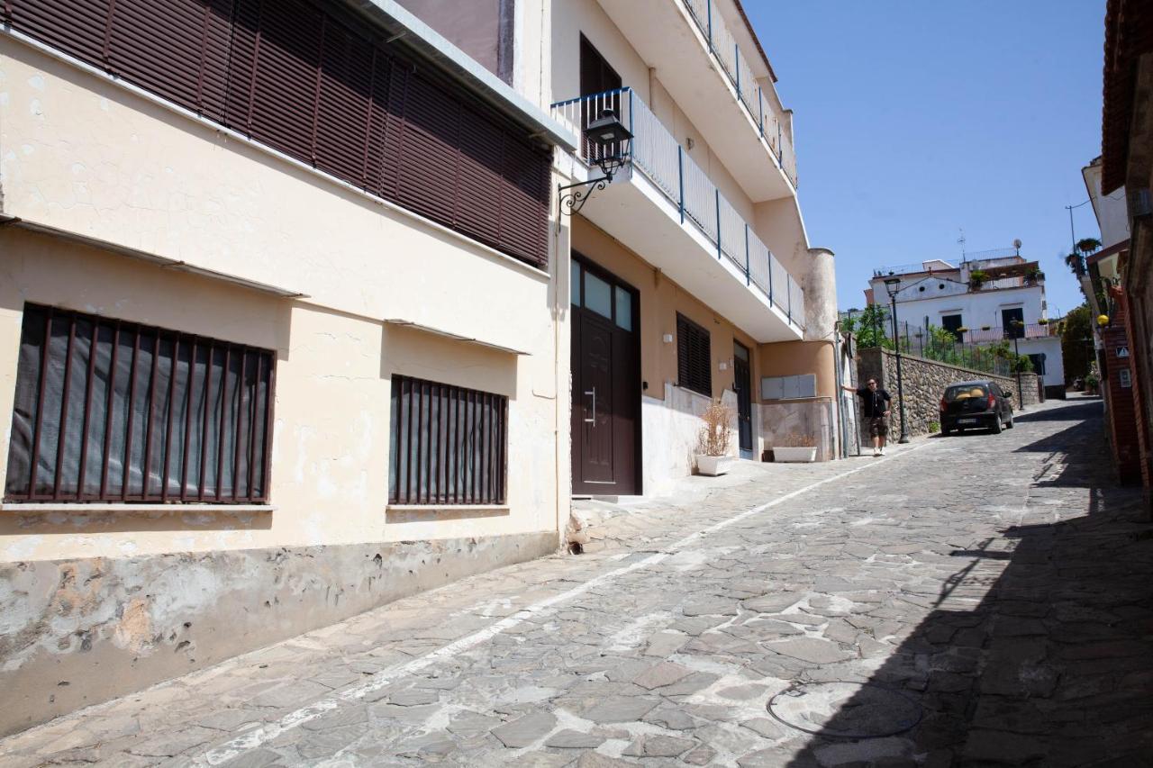 Appartamento Little House - Massa Lubrense Sorrento Esterno foto